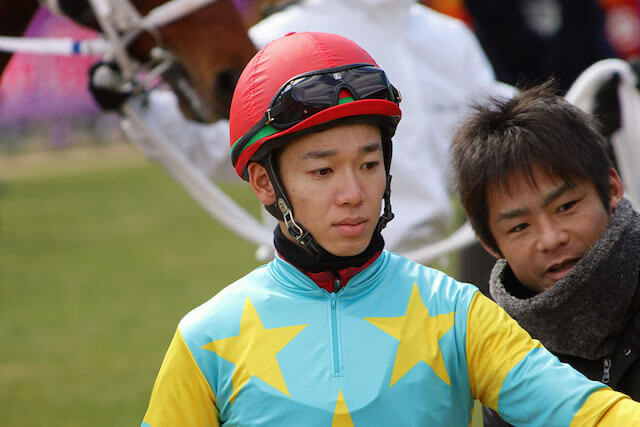 ハーツコンチェルトの騎手が松山弘平ということを紹介する画像
